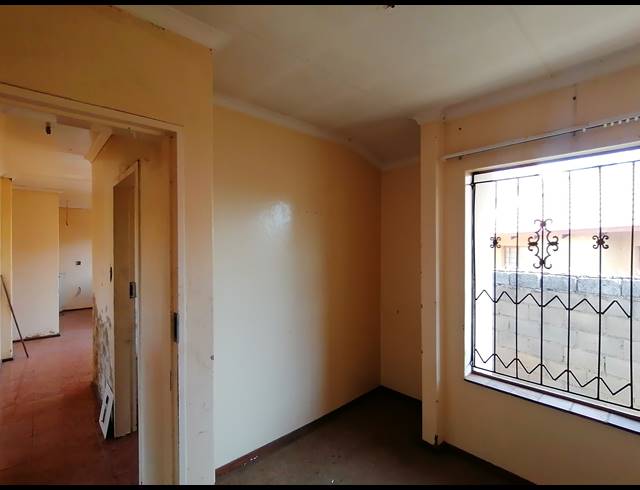 3 BEDROOM FREESTANDING SOLD IN JOUBERTON